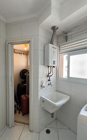 Apartamento à venda com 97m², 2 quartos e 3 vagas Apartamento à venda com 97m², 2 quartos e 3 vagasÁrea de Serviço