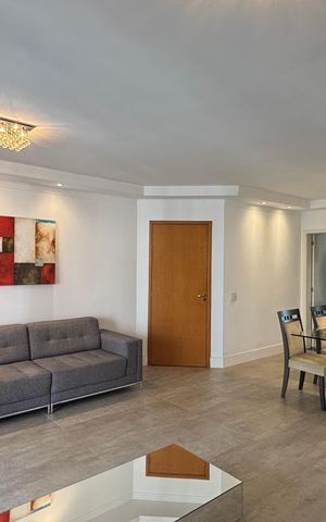 Apartamento à venda com 97m², 2 quartos e 3 vagas Apartamento à venda com 97m², 2 quartos e 3 vagasSala