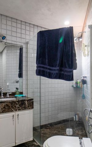 Apartamento à venda com 96m², 2 quartos e 2 vagasBanheiro da Suíte 1