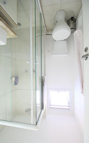 Apartamento para alugar com 69m², 2 quartos e 2 vagasBanheiro suíte 