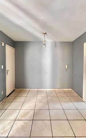 Apartamento à venda com 79m², 3 quartos e 1 vaga Apartamento à venda com 79m², 3 quartos e 1 vagaSala