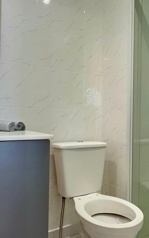 Studio à venda com 25m², 1 quarto e sem vaga Studio à venda com 25m², 1 quarto e sem vagaBanheiro Social