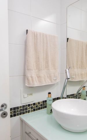 Apartamento à venda com 67m², 3 quartos e 1 vaga Apartamento à venda com 67m², 3 quartos e 1 vagaBanheiro da Suíte
