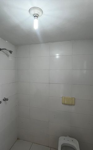 Apartamento à venda com 50m², 2 quartos e 1 vaga Apartamento à venda com 50m², 2 quartos e 1 vagaBanheiro da Suíte