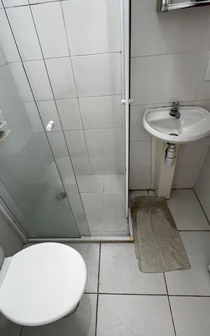 Apartamento à venda com 50m², 2 quartos e 1 vaga Apartamento à venda com 50m², 2 quartos e 1 vagaBanheiro