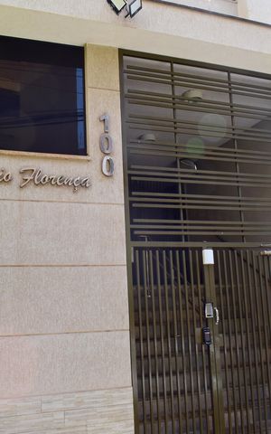 Apartamento para alugar com 117m², 3 quartos e 2 vagasFachada e portaria