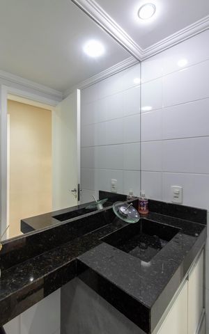 Apartamento à venda com 96m², 3 quartos e 1 vaga Apartamento à venda com 96m², 3 quartos e 1 vagaBanheiro Social