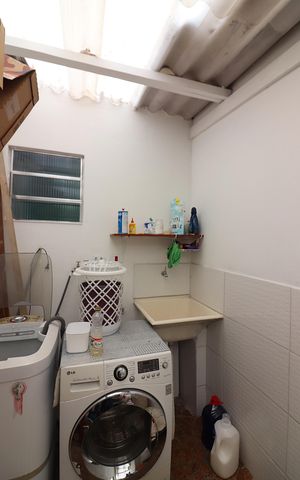 Casa à venda com 128m², 2 quartos e 2 vagasÁrea de Serviço