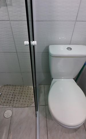 Casa à venda com 128m², 2 quartos e 2 vagasBanheiro da Suíte