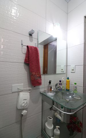 Casa à venda com 128m², 2 quartos e 2 vagasBanheiro da Suíte