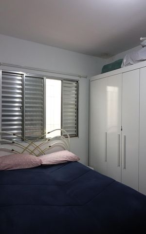 Casa à venda com 128m², 2 quartos e 2 vagasSuíte