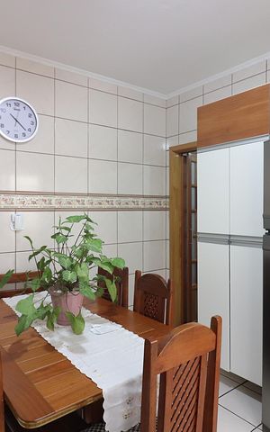 Casa à venda com 128m², 2 quartos e 2 vagasCozinha