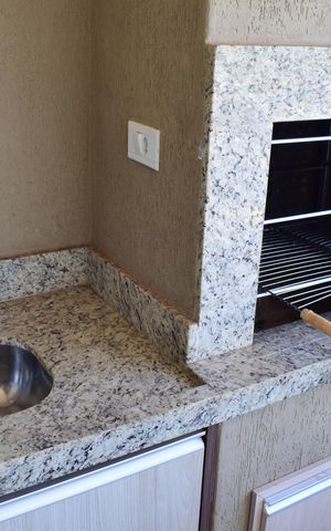 Apartamento para alugar com 77m², 2 quartos e 2 vagasVaranda