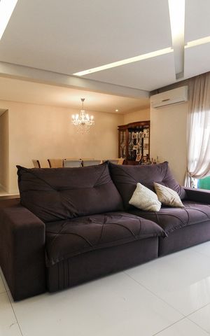 Apartamento à venda com 139m², 3 quartos e 3 vagas Apartamento à venda com 139m², 3 quartos e 3 vagasSala