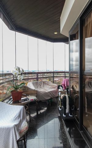 Apartamento à venda com 139m², 3 quartos e 3 vagas Apartamento à venda com 139m², 3 quartos e 3 vagasVaranda da Sala