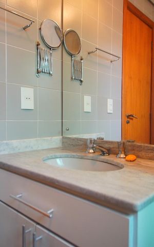 Apartamento à venda com 72m², 2 quartos e 2 vagasBanheiro Social