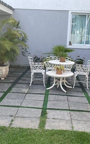 Casa de condomínio à venda com 530m², 5 quartos e 3 vagas Casa de condomínio à venda com 530m², 5 quartos e 3 vagasÁrea Externa