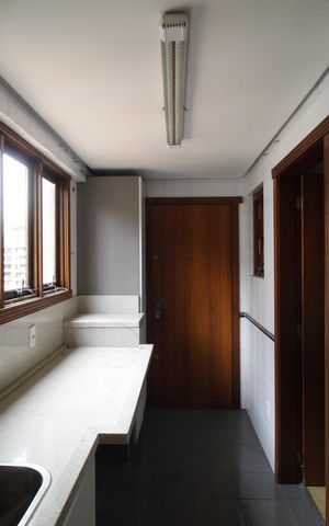 Apartamento para alugar com 400m², 3 quartos e 3 vagasÁrea de Serviço