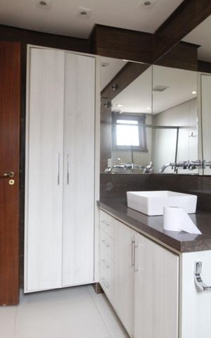 Apartamento para alugar com 400m², 3 quartos e 3 vagasBanheiro da Suíte 1