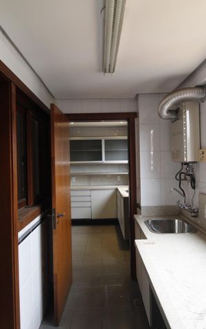 Apartamento para alugar com 400m², 3 quartos e 3 vagasÁrea de Serviço