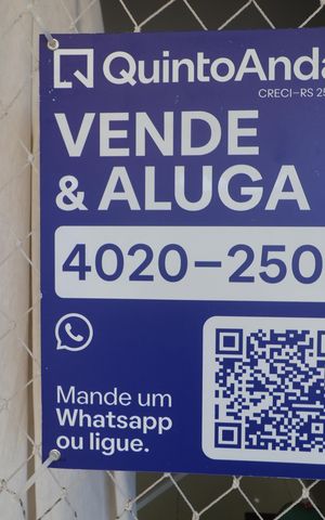 Casa de condomínio à venda com 81m², 3 quartos e 2 vagasPlaca