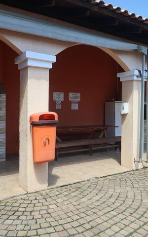 Casa de condomínio à venda com 81m², 3 quartos e 2 vagasÁrea comum - Churrasqueira