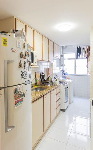 Apartamento à venda com 92m², 3 quartos e 1 vagaCozinha