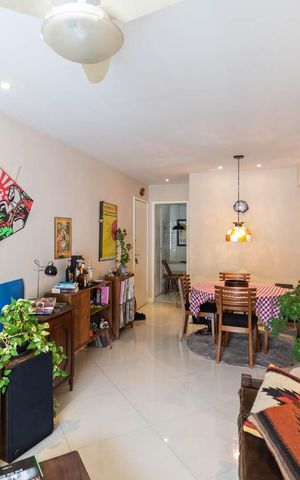 Apartamento à venda com 92m², 3 quartos e 1 vagaSala