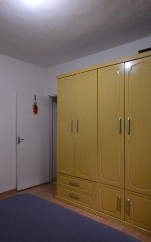 Casa à venda com 400m², 9 quartos e 2 vagas Casa à venda com 400m², 9 quartos e 2 vagasCasa 2- Quarto 2