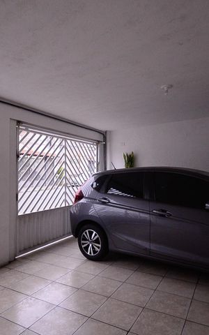Casa à venda com 400m², 9 quartos e 2 vagas Casa à venda com 400m², 9 quartos e 2 vagasGaragem