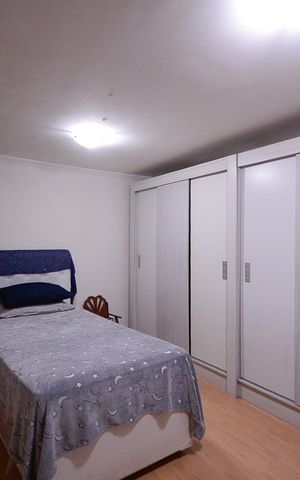 Casa à venda com 400m², 9 quartos e 2 vagas Casa à venda com 400m², 9 quartos e 2 vagasCasa 2- Quarto 3