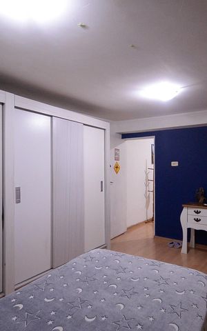 Casa à venda com 400m², 9 quartos e 2 vagas Casa à venda com 400m², 9 quartos e 2 vagasCasa 2- Quarto 3