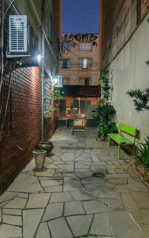 Apartamento à venda com 64m², 2 quartos e sem vagaÁrea comum