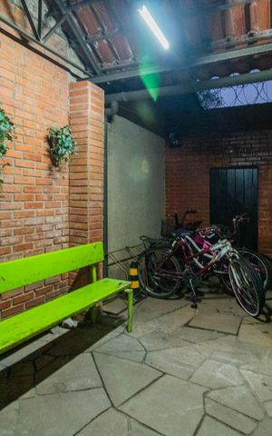 Apartamento à venda com 64m², 2 quartos e sem vagaÁrea comum