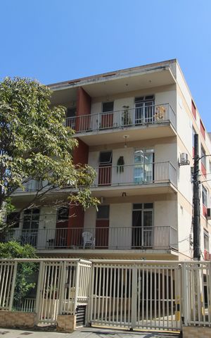 Apartamento à venda com 61m², 2 quartos e 1 vagaFachada