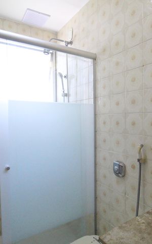 Apartamento à venda com 61m², 2 quartos e 1 vagaBanheiro Social
