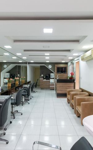 Casa à venda com 150m², 3 quartos e 2 vagas Casa à venda com 150m², 3 quartos e 2 vagasSalão