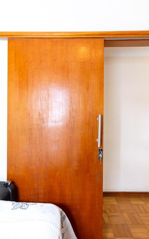 Casa à venda com 150m², 3 quartos e 2 vagas Casa à venda com 150m², 3 quartos e 2 vagasQuarto 1