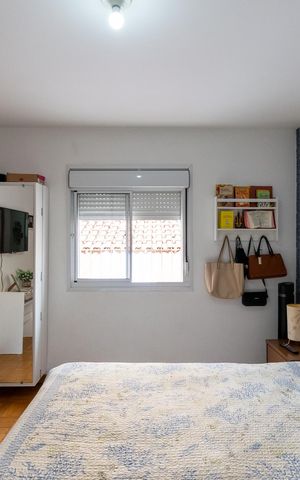 Casa à venda com 150m², 3 quartos e 2 vagas Casa à venda com 150m², 3 quartos e 2 vagasSuíte