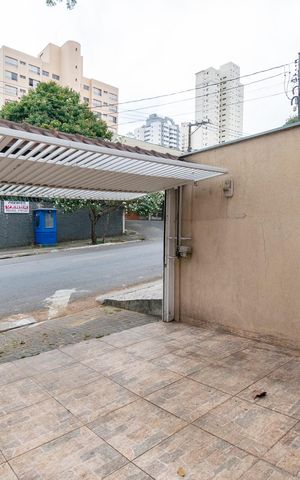Casa à venda com 150m², 3 quartos e 2 vagas Casa à venda com 150m², 3 quartos e 2 vagasGaragem