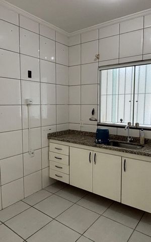 Casa à venda com 100m², 2 quartos e 2 vagas Casa à venda com 100m², 2 quartos e 2 vagasCozinha