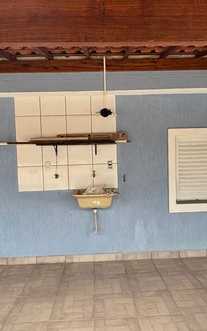 Casa à venda com 100m², 2 quartos e 2 vagas Casa à venda com 100m², 2 quartos e 2 vagasVaranda da Suíte 1