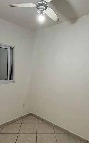 Casa à venda com 100m², 2 quartos e 2 vagas Casa à venda com 100m², 2 quartos e 2 vagasSuite 2