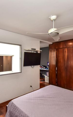 Casa à venda com 260m², 3 quartos e 3 vagasSuíte