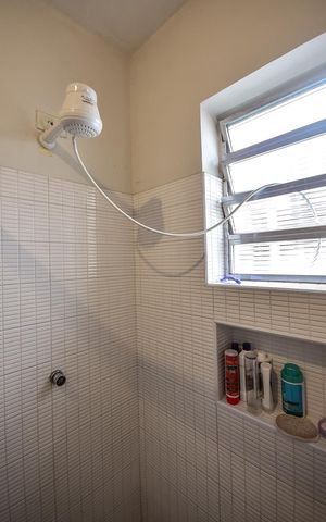 Casa à venda com 260m², 3 quartos e 3 vagasBanheiro