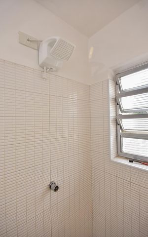Casa à venda com 260m², 3 quartos e 3 vagasBanheiro Suíte