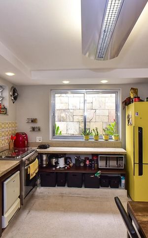 Casa à venda com 260m², 3 quartos e 3 vagasCozinha