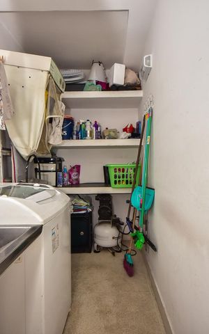 Casa à venda com 260m², 3 quartos e 3 vagasÁrea de Serviço