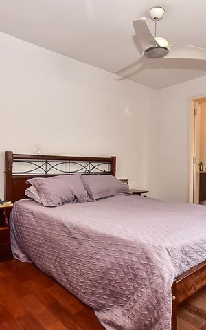Casa à venda com 260m², 3 quartos e 3 vagasSuíte