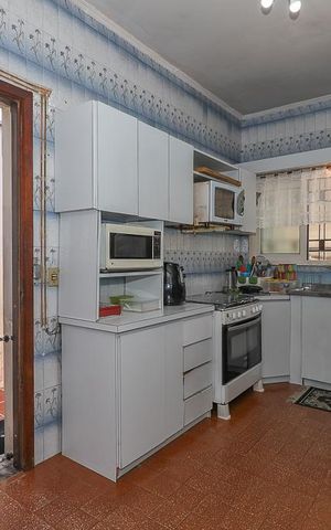 Casa à venda com 308m², 3 quartos e 4 vagasCozinha